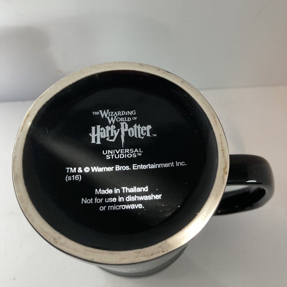 HARRY POTTER Hogwarts Crest Coffee Tea Cup Mug Disney Universal Studios 15 oz - Picture 14 of 16